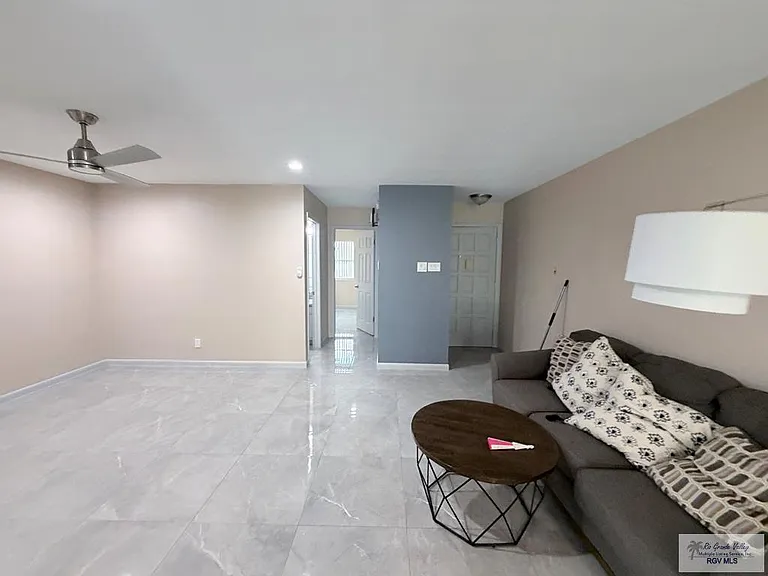 305 Calle Amistosa #L502 — Photo 4