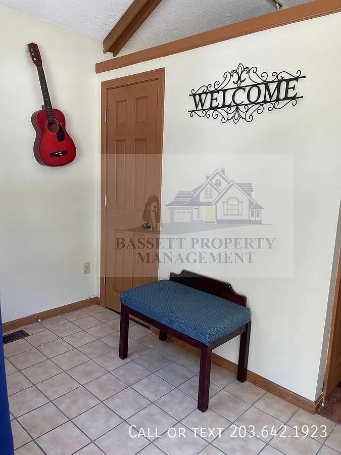 2 bed, 1.0 bath, 750 sqft, $1,995 — Photo 4
