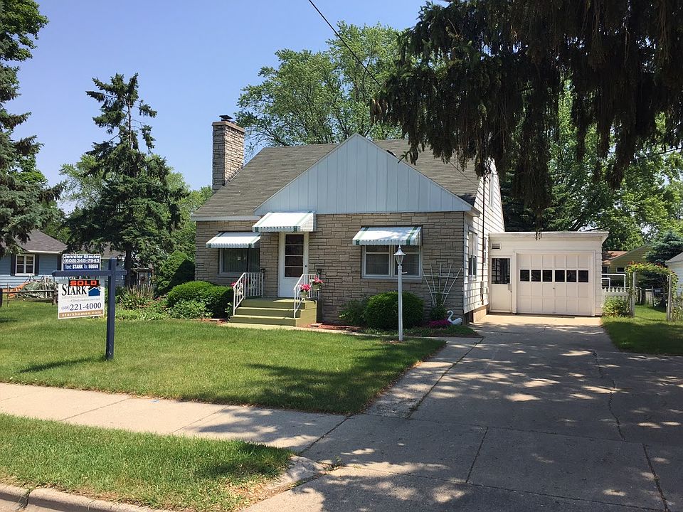 2nd image of 232 Fairview Cir
