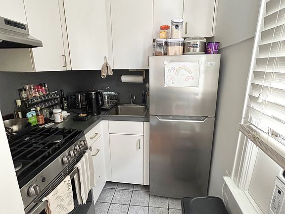 4th image of 28-45 33rd St #2A