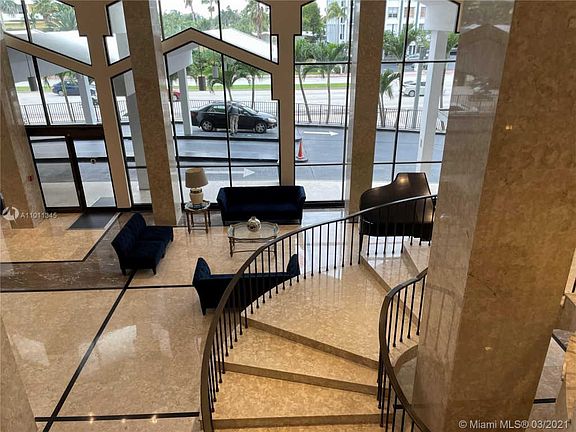 4th image of 5601 Collins Ave APT 514