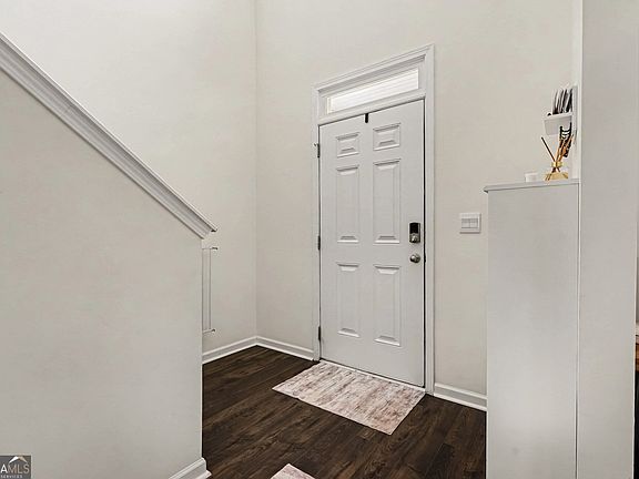 5th image of 265 Daurian Dr