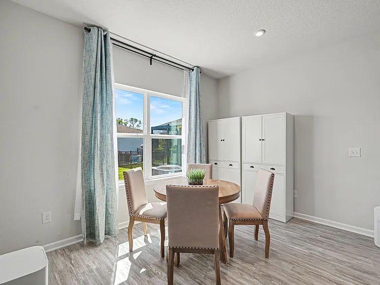 10729 High Noon Trl — Photo 13