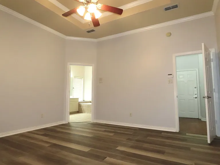 7609 Abbeywood Ct — Photo 20