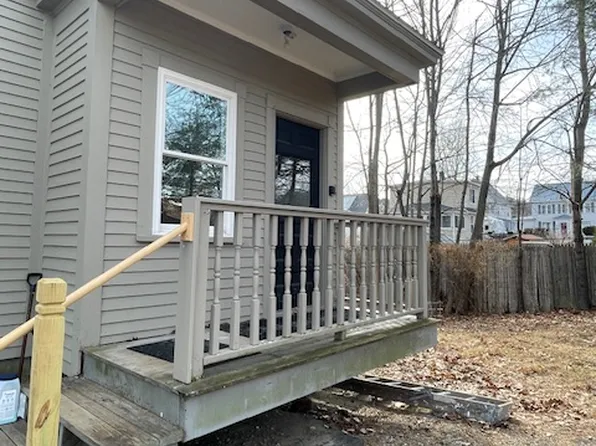 17 Birchwood Rd, Augusta, ME 04330