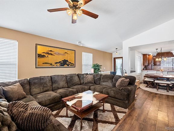 5th image of 271 Terra Vista Street