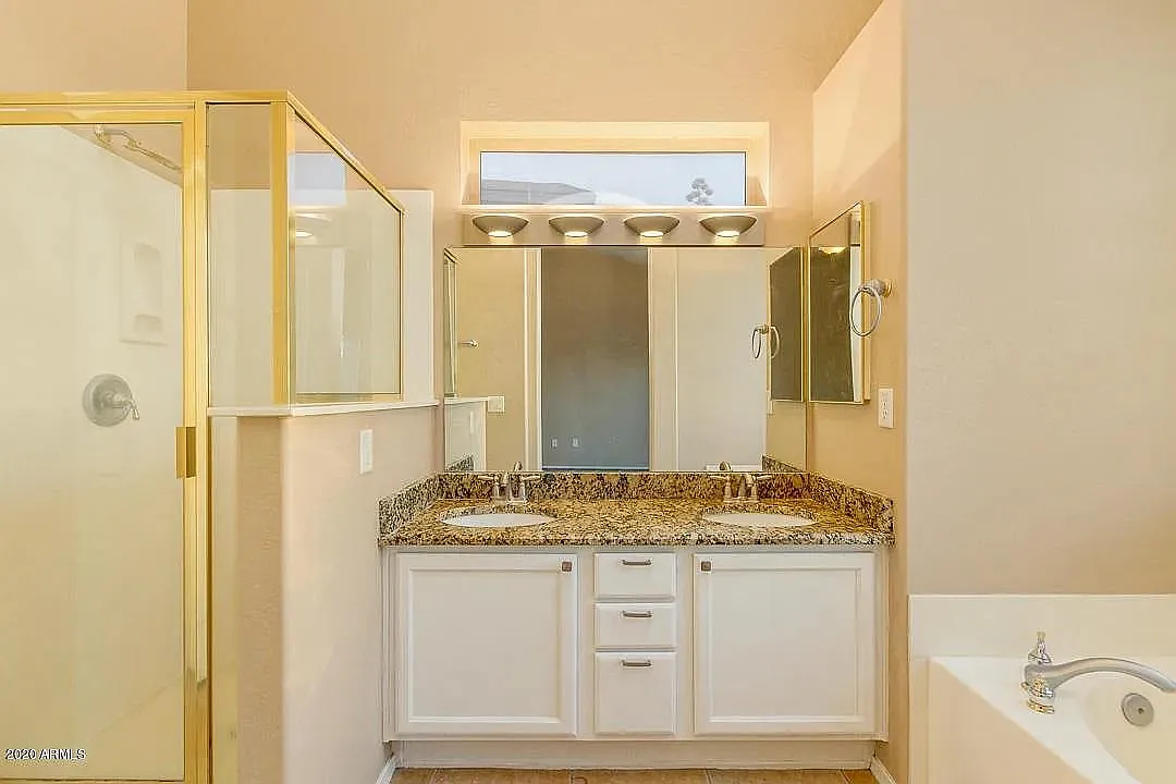 3 bed, 1790 sqft, $2,900 — Photo 4