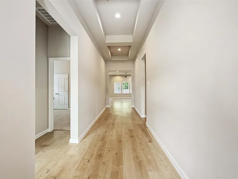 3915 Sugardale St — Photo 5