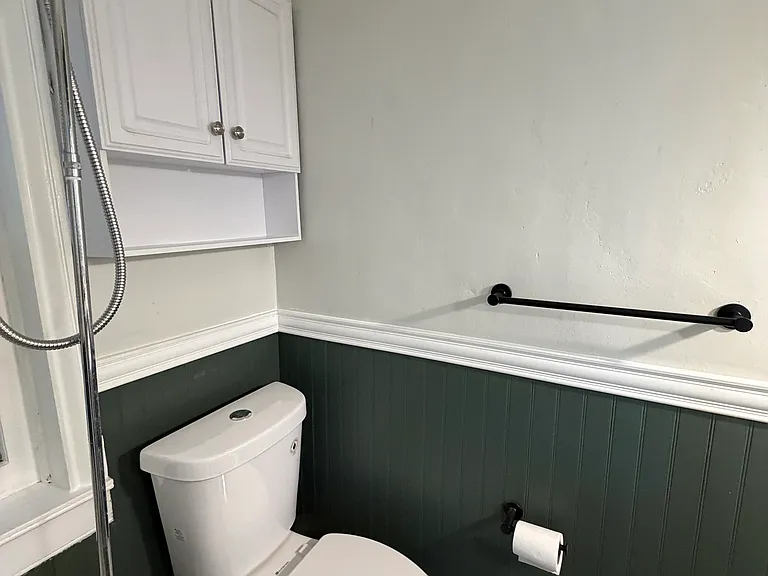 105 E Main St #2 — Photo 33