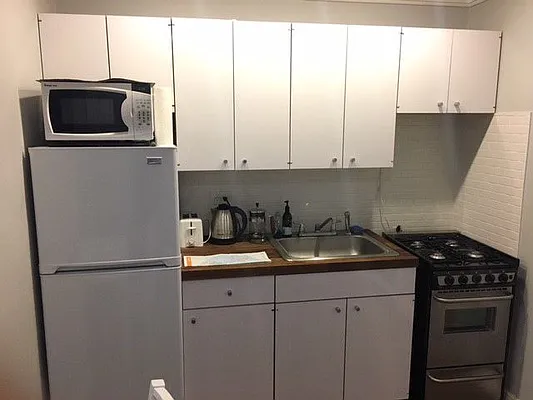 Rented by Keller Williams NYC | media 20