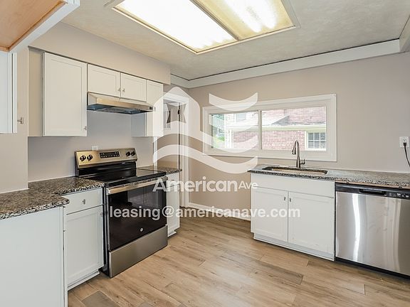 941731_005_kitchen_13834494.jpg