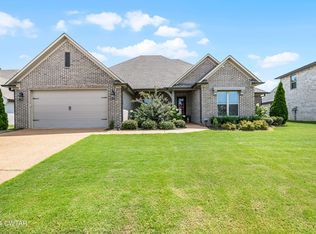 16 Jabez Cv, Jackson, TN 38305