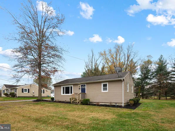 1056 Grears Corner Rd, Townsend, DE 19734