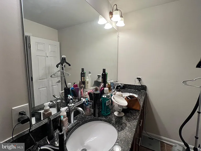 3048 Rittenhouse Cir — Photo 6