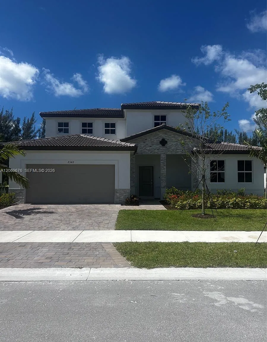 3 bed, 2.5 bath, 2953 sqft, $4,850 — Photo 1