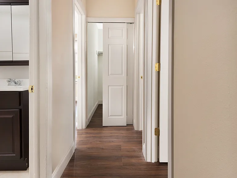 Aspen Grove Apartment Homes — Photo 7