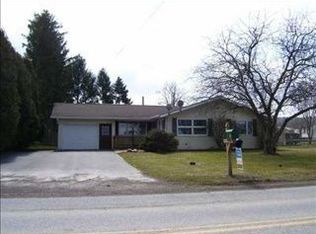 909 Tuscarora Rd, Chittenango, NY 13037