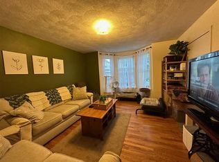 30 Concord Ave #1, Somerville, MA 02143