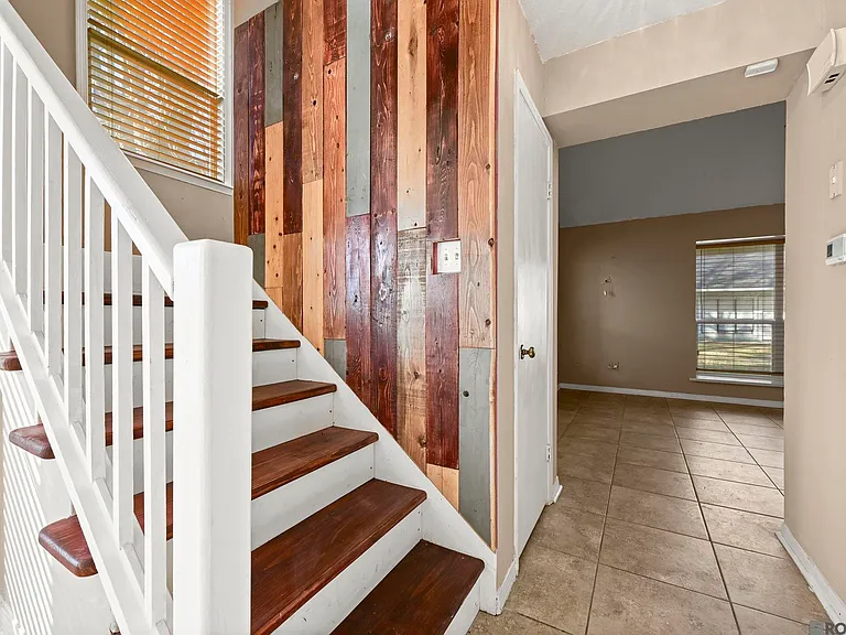 1412 Sharlo Ave — Photo 11