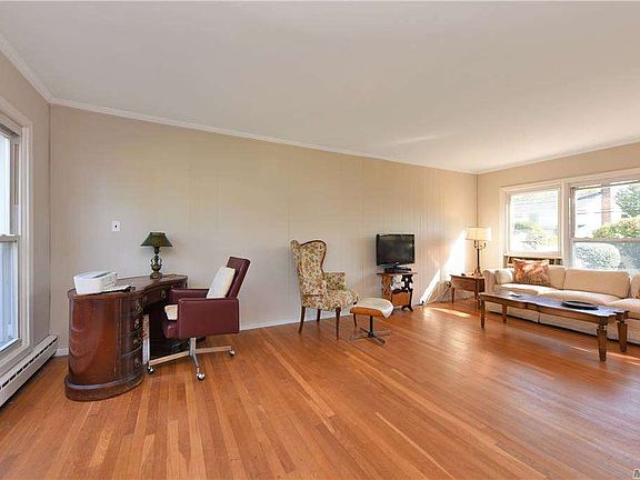 5th image of 126 Patton Blvd