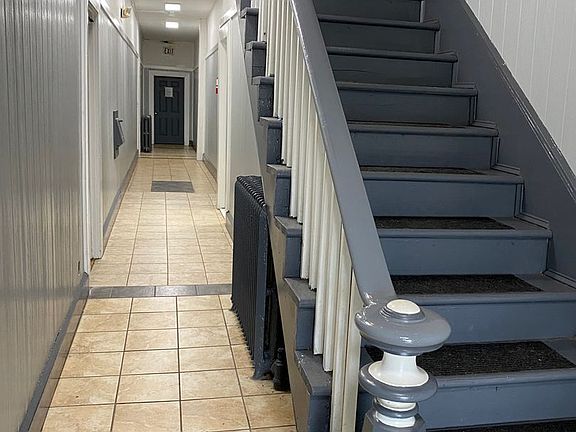 2nd image of 508 1st Ave APT C3