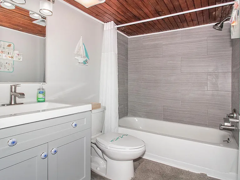1101 E Brigantine Ave #4 — Photo 7