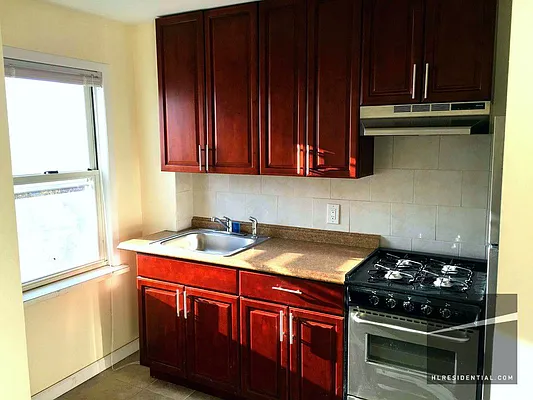 Rented by Highline Residential | media 10