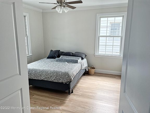 2nd image of 101 15th Ave