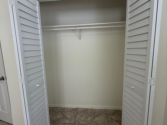 4th image of 11090 SW 217th St