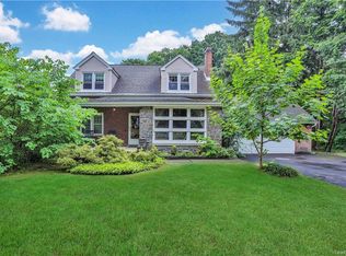 216 Lakeside Rd, Newburgh, NY 12550