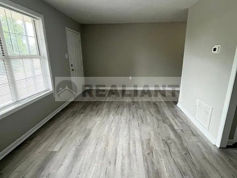 32 Mary St #7 — Photo 8