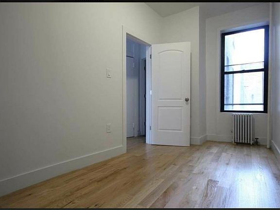 4th image of 320 Linden St #4