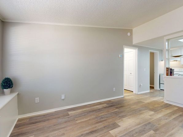 600 E Inskip Dr N #30