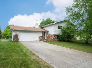 3713 4th St S, Moorhead, MN 56560