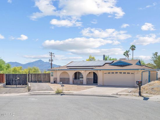 7327 N Iron Bell Pl, Tucson, AZ 85741