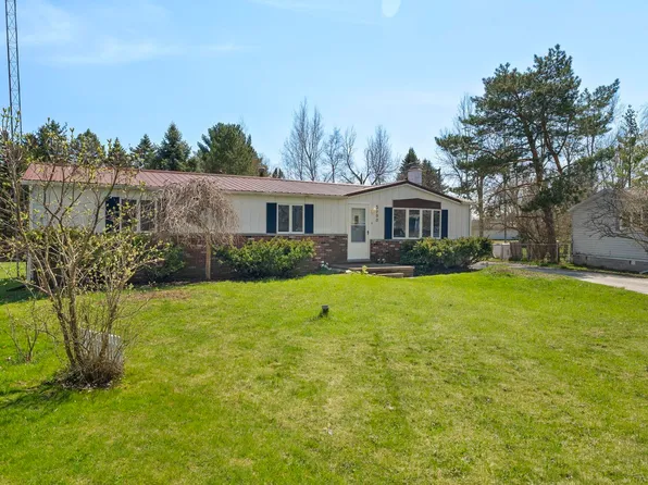 5988 Avalon Cir, Lexington, MI 48450