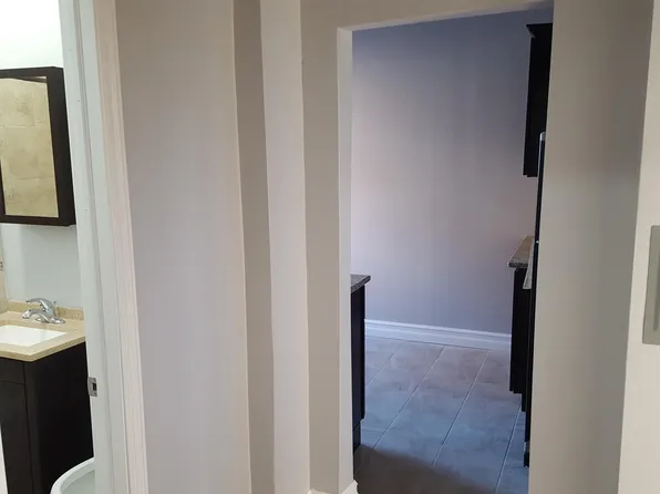 166 Summit Avenue image 26 of 40