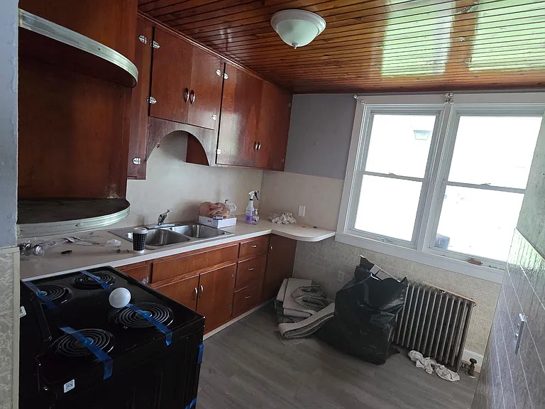 3420 Graham Ave #2 — Photo 6