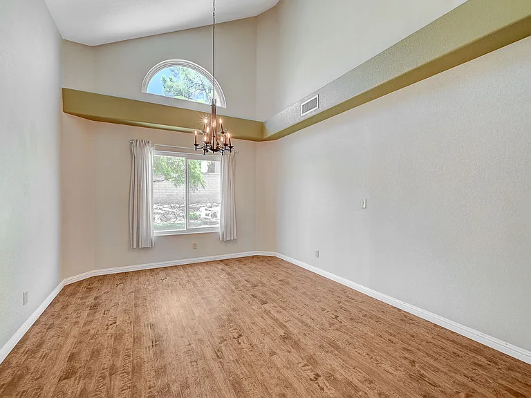 2733 Brookstone Ct — Photo 14