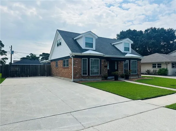 745 Goucher St, Gretna, LA 70056