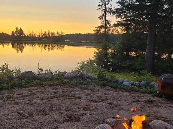 4th image of 763 Sand Hill Rd