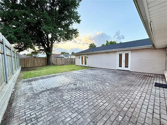 318 Metairie Lawn Dr — Photo 17