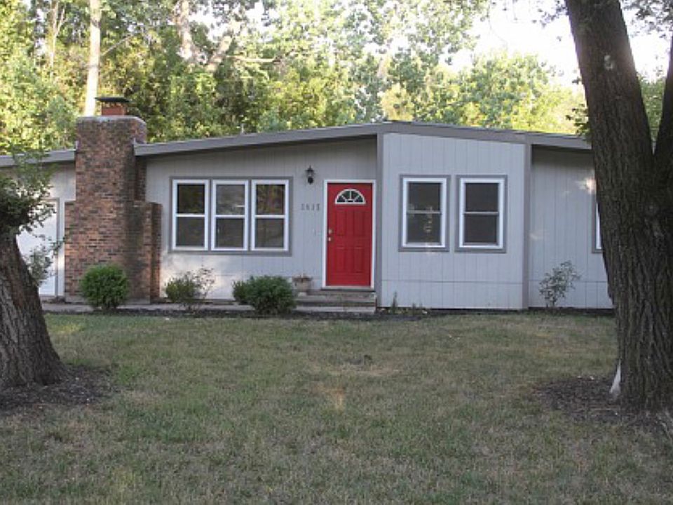 1st image of 1615 N 75th Dr