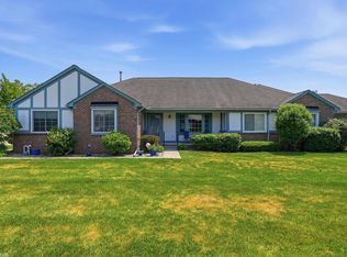 45461 Nottingham Dr #97, Macomb, MI 48044