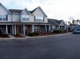 720 Wilshire Ln, Murrells Inlet, SC 29576