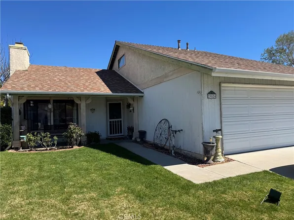 29524 Cambridge Ave, Castaic, CA 91384