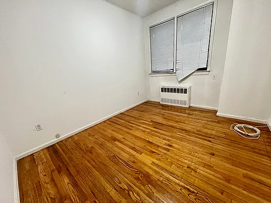 Rented by MQ Realty LLC | media 9