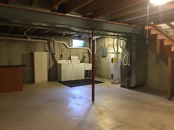 basement with laundry hookups