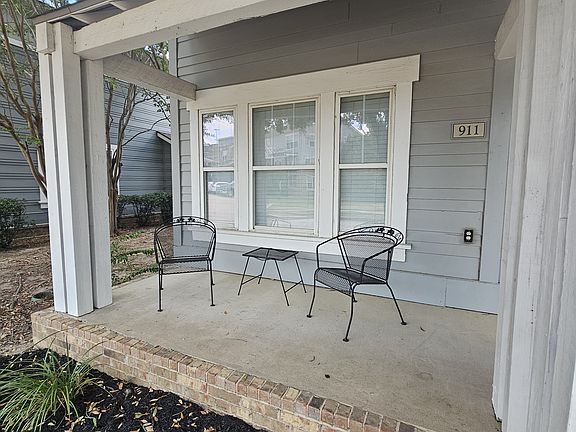 Patio Chairs to Sit Outside