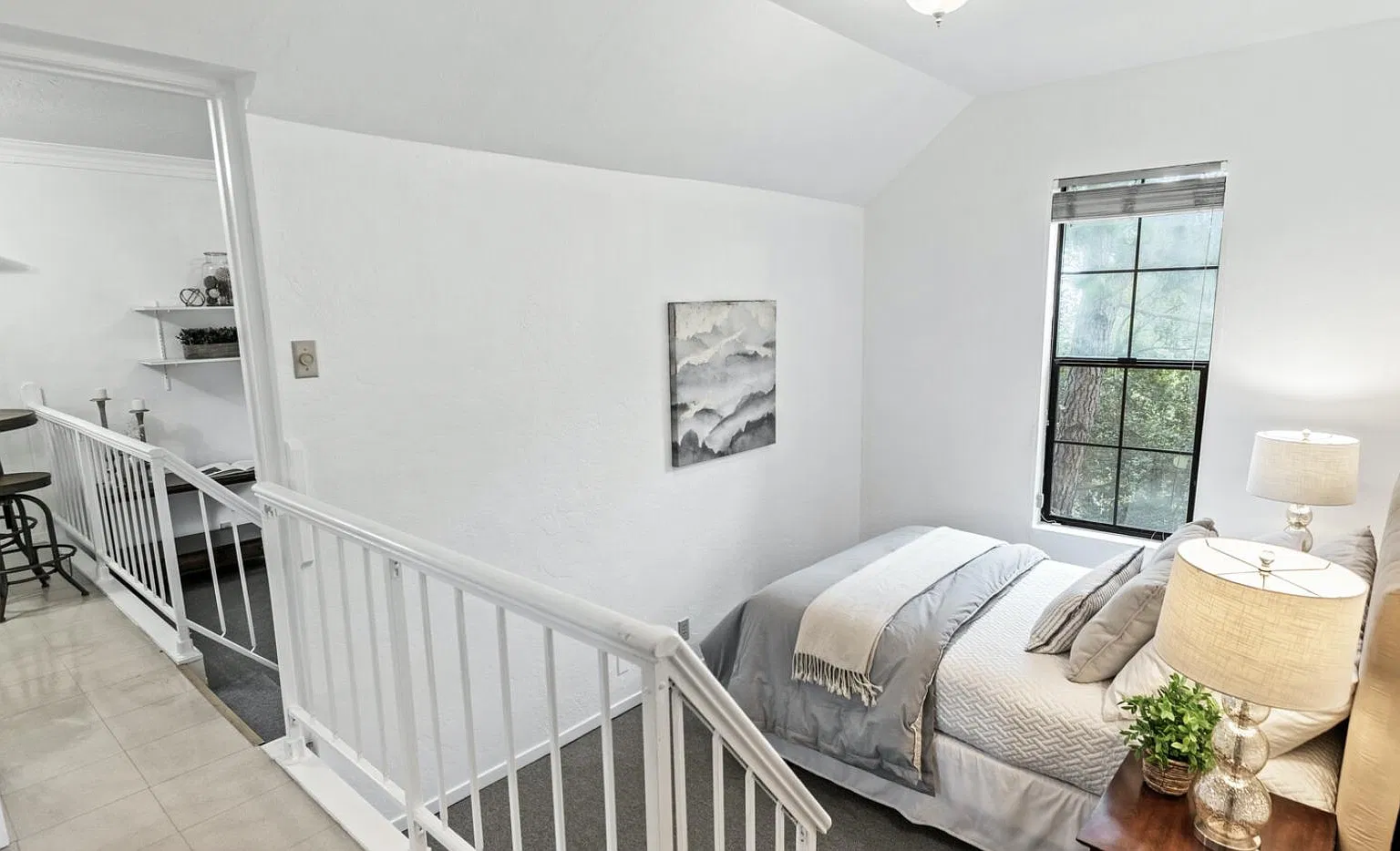 6533 Castle Dr — Photo 4